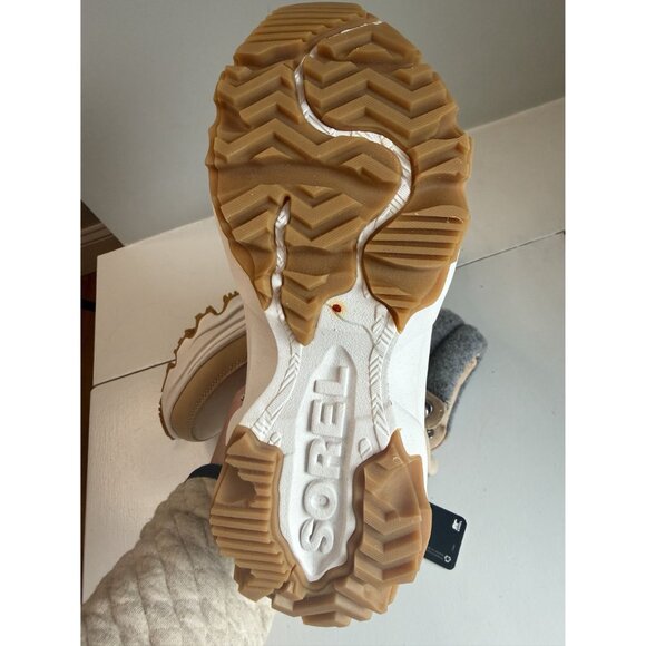 Sorel Women's Kinetic Breakthru Conquest Sneaker Boot Tan Waterproof Size W 6.5 - Picture 12 of 13